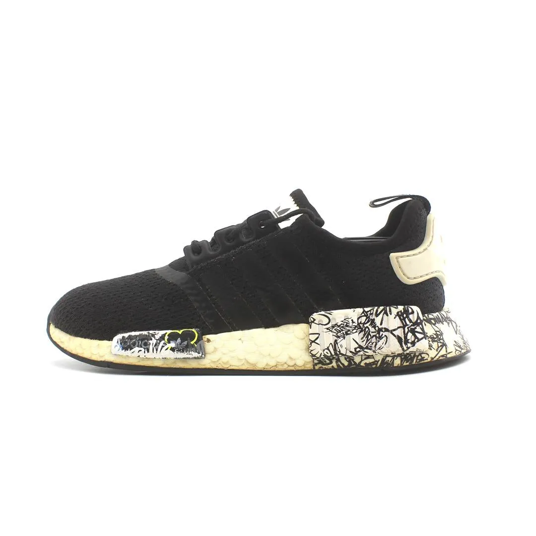 ADIDAS  NMD_R1 GRAFFITI