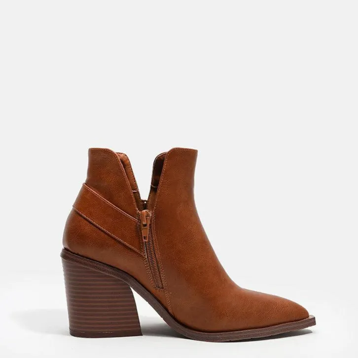 Chunky Heel Pointed Toe Chelsea Boots