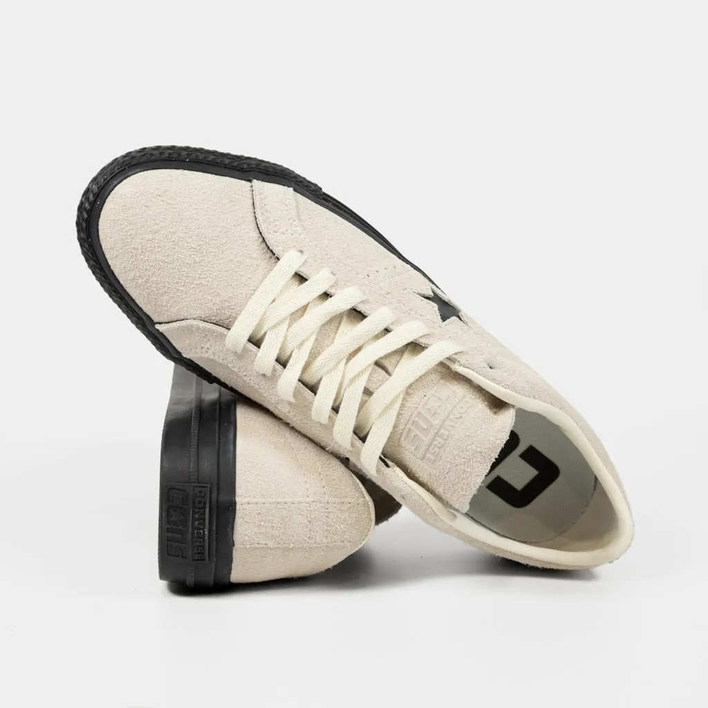 Converse Cons -  One Star Pro Ox Shoes - Egret / Egret / Black