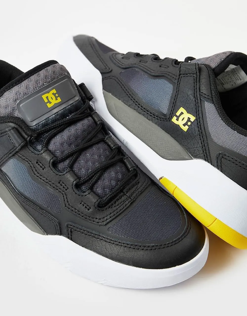 DC Metric Skate Shoes - Black/Grey/Yellow