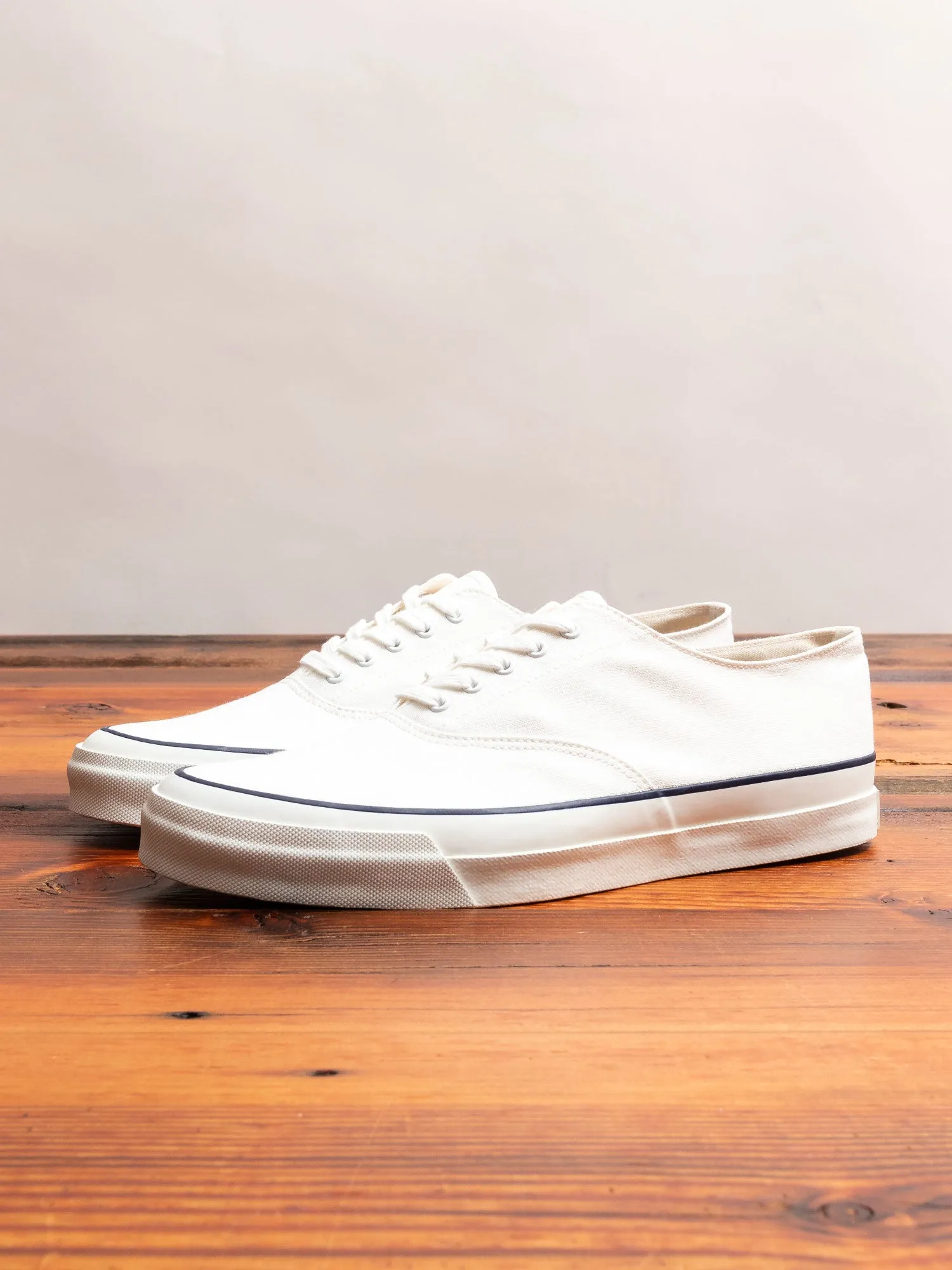 Deck Canvas Sneaker in White