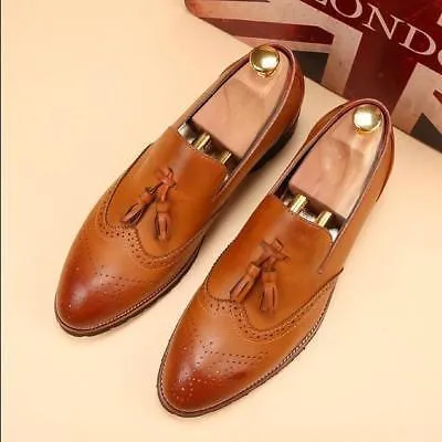 Handmade Men Wing Tip brogue Tassels Shoes Men Tan color formal shoes loafer