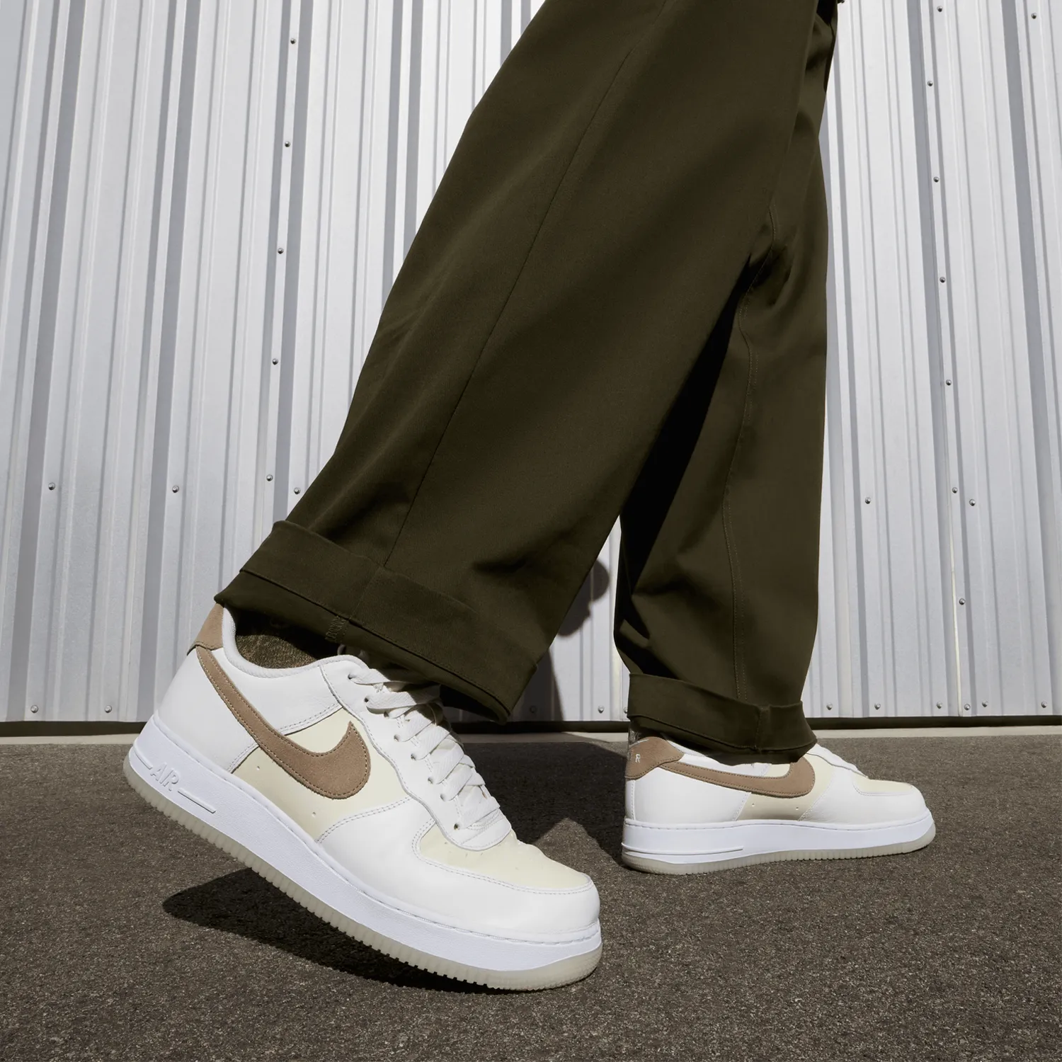 Men's Air Force 1 `07 Lv8 "Khaki Coconut Milk"