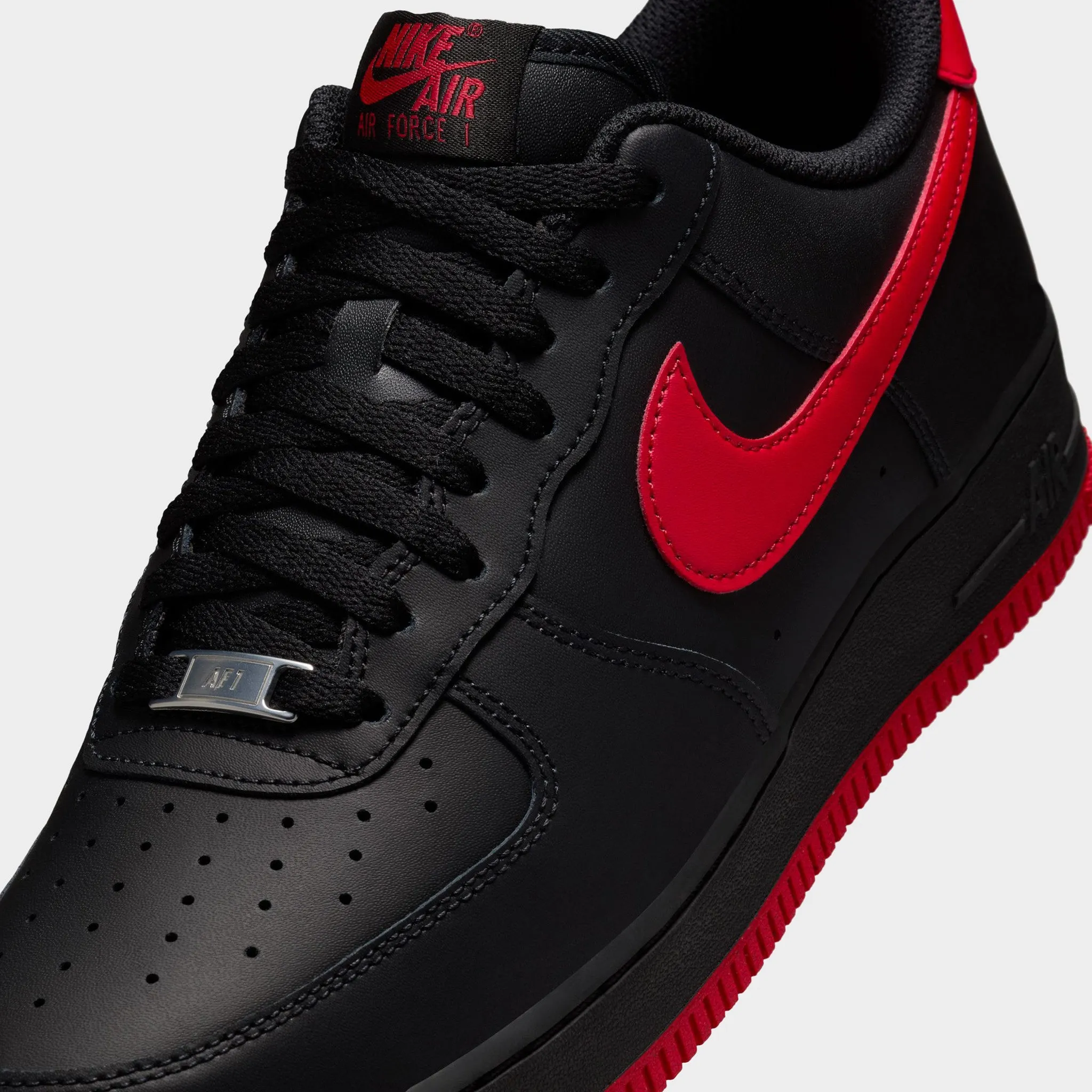 Nike Air Force 1 '07 Black / University Red - Black