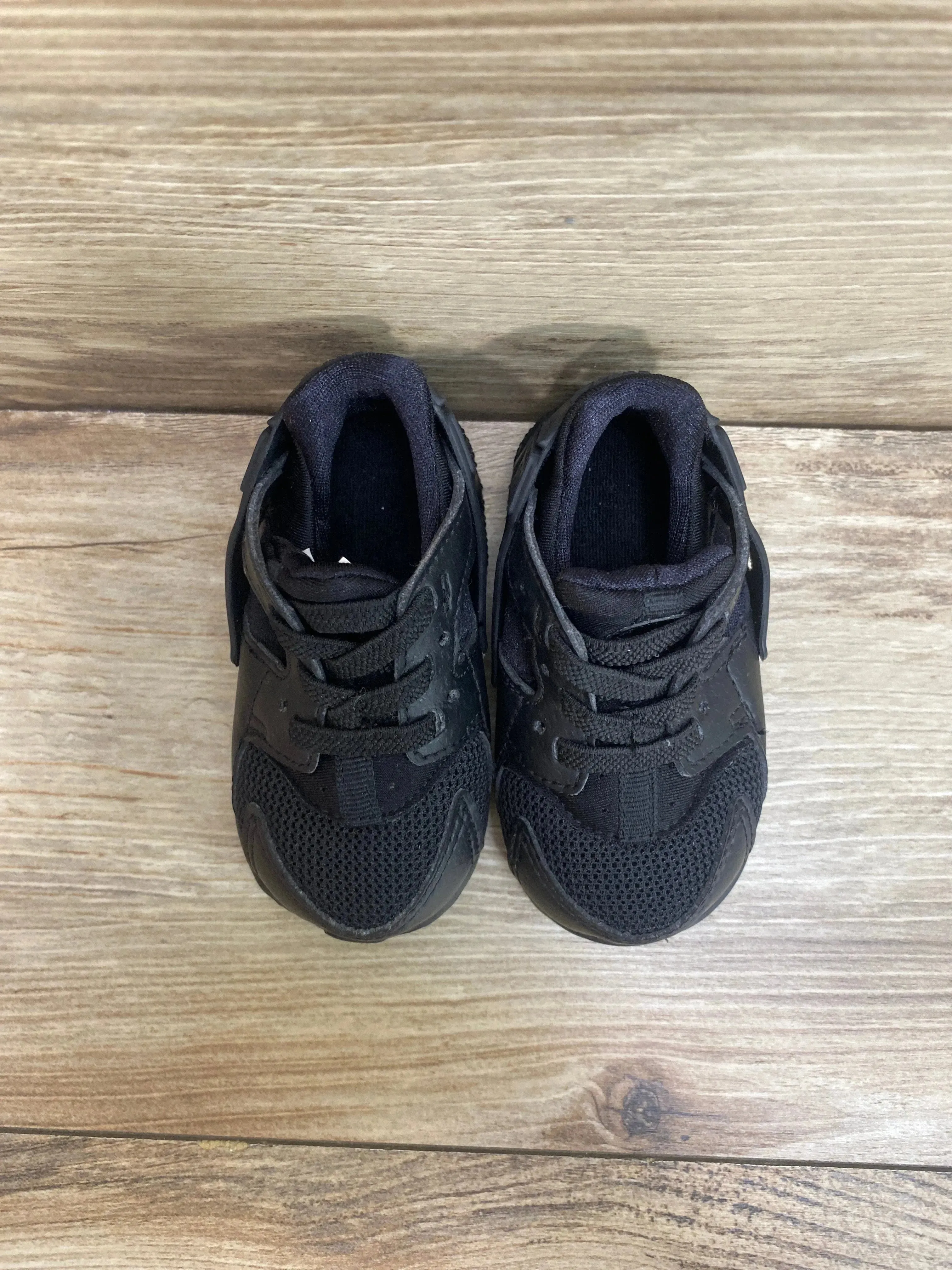 Nike Air Huarache Run Triple Black Sneakers sz 4c