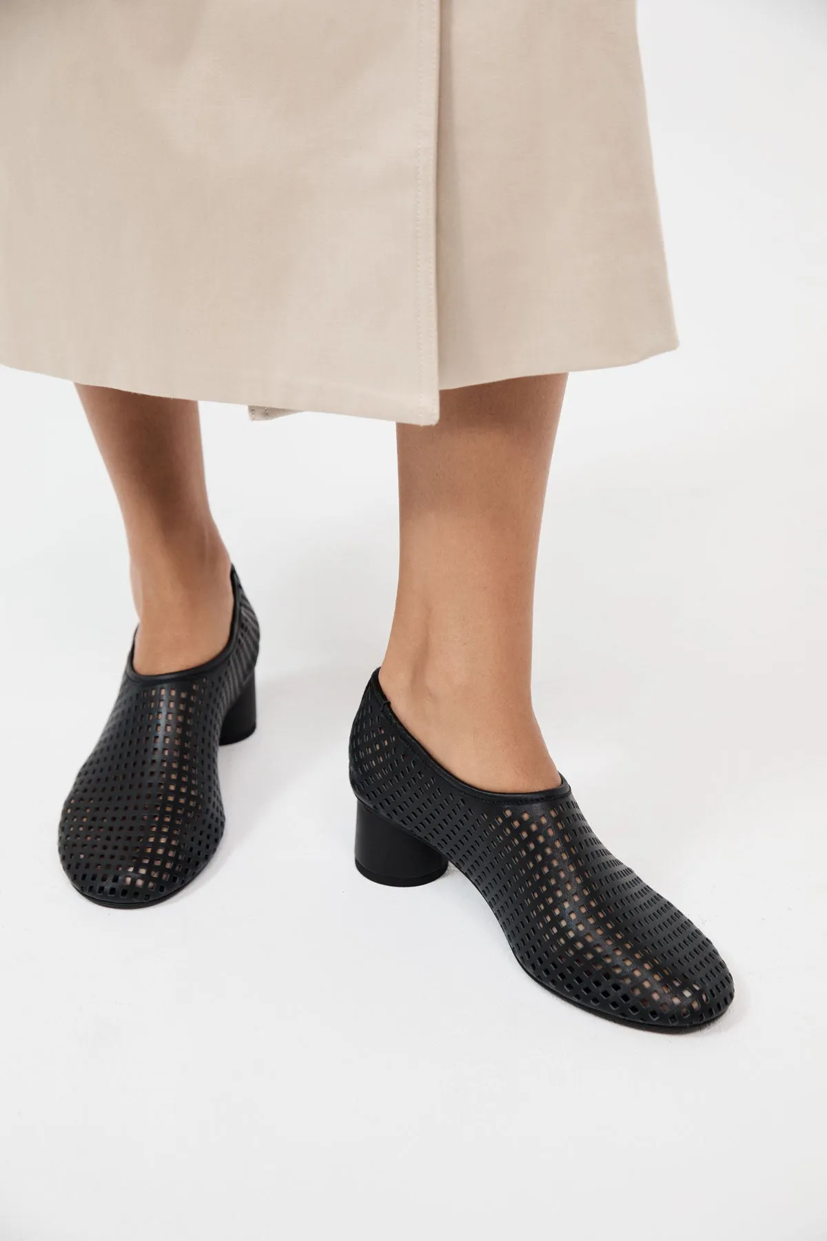 Perforated Ballet Heel - Black