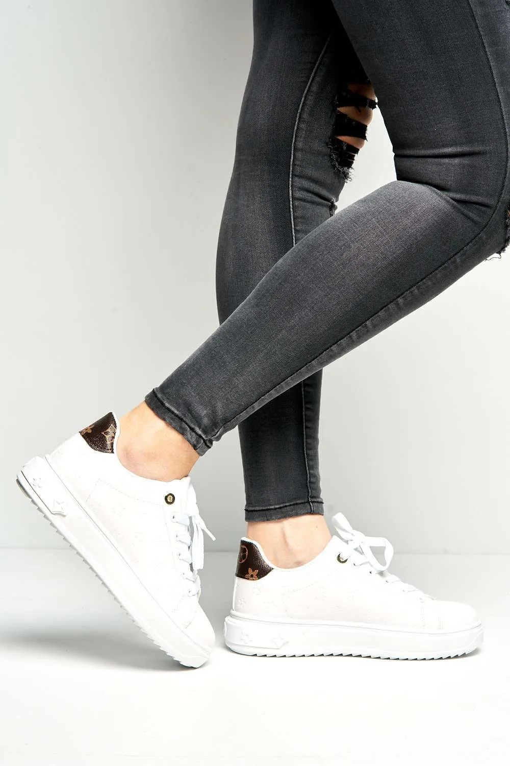 Stephanie Patterned Lace-Up Trainers in White