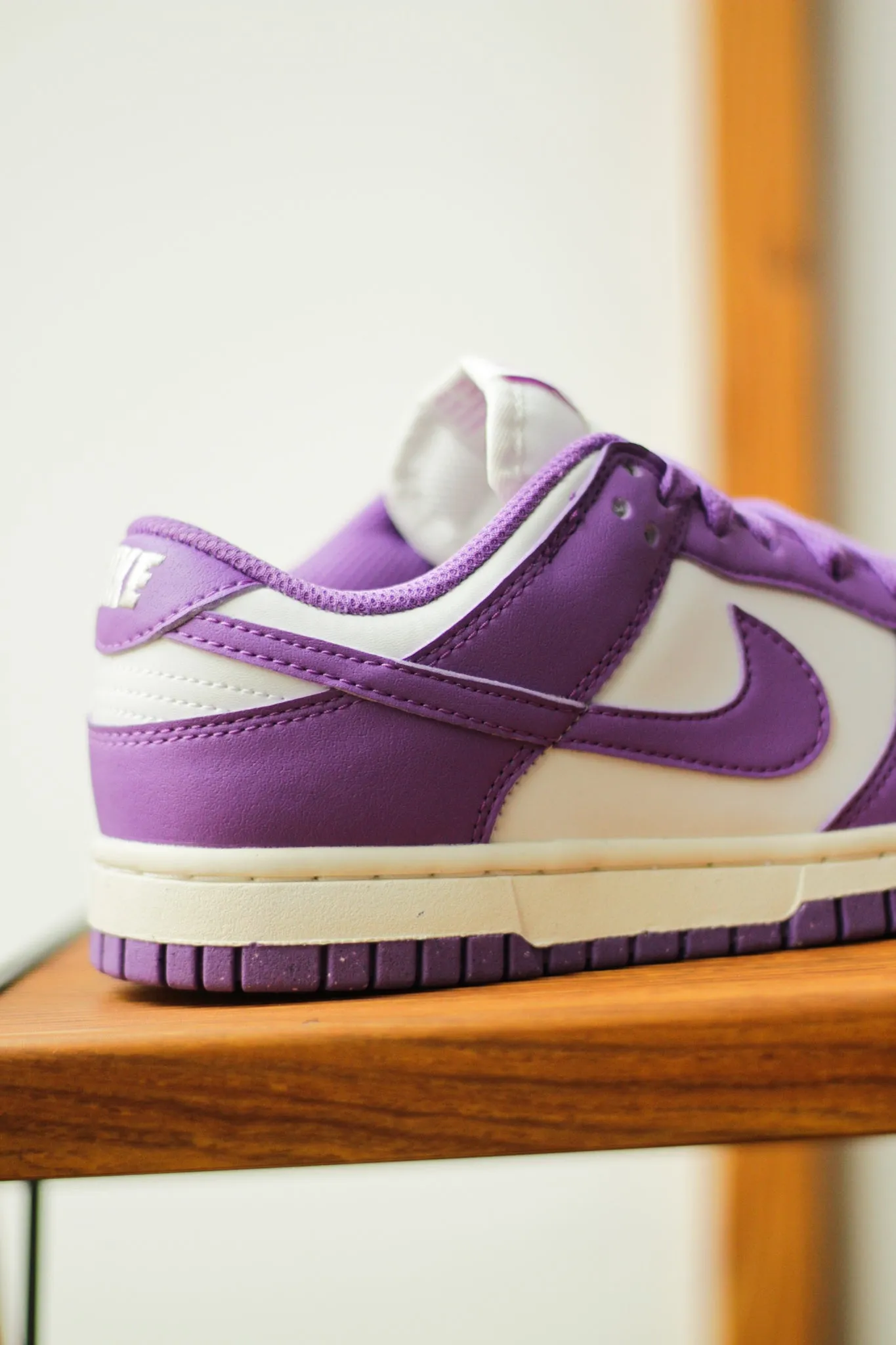 W DUNK LOW NEXT NATURE "BLACK RASPBERRY"