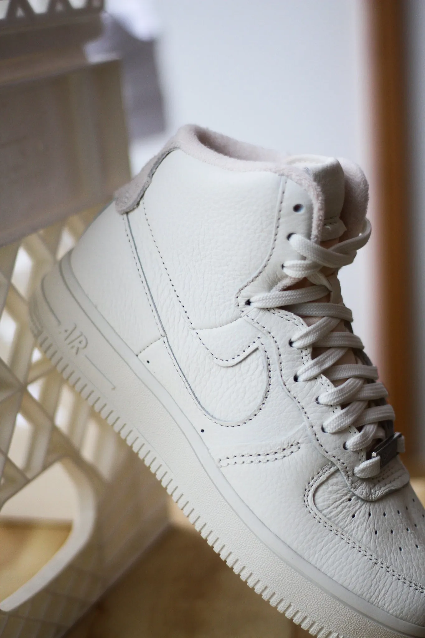 W NIKE AIR FORCE 1 SCULPT "SAIL"